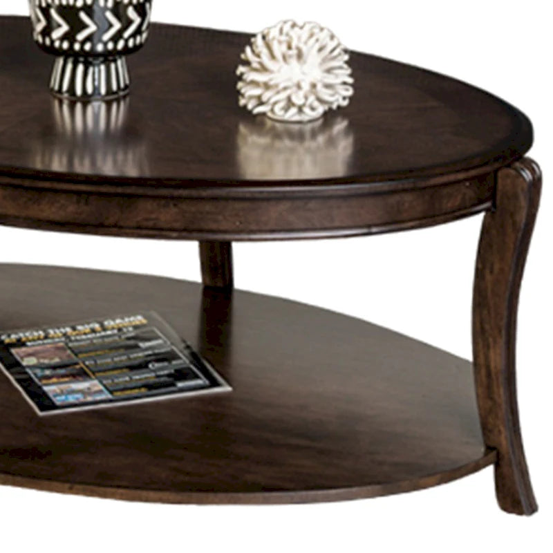 Table basse Orio avec étagères ouvertes, plateau ovale 124 cm, bois marron