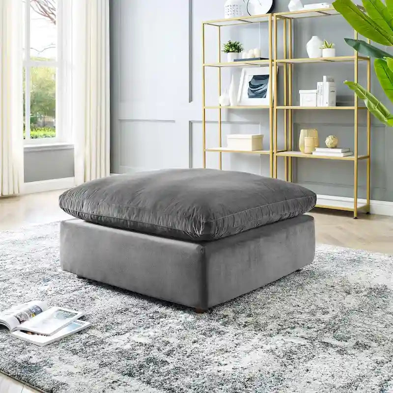 Ottoman en velours haute performance Commix garni de duvet et surdimensionné