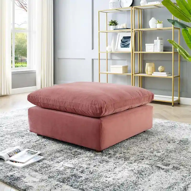 Ottoman en velours haute performance Commix garni de duvet et surdimensionné