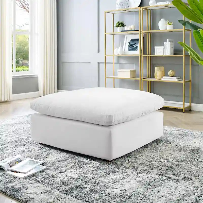 Ottoman en velours haute performance Commix garni de duvet et surdimensionné