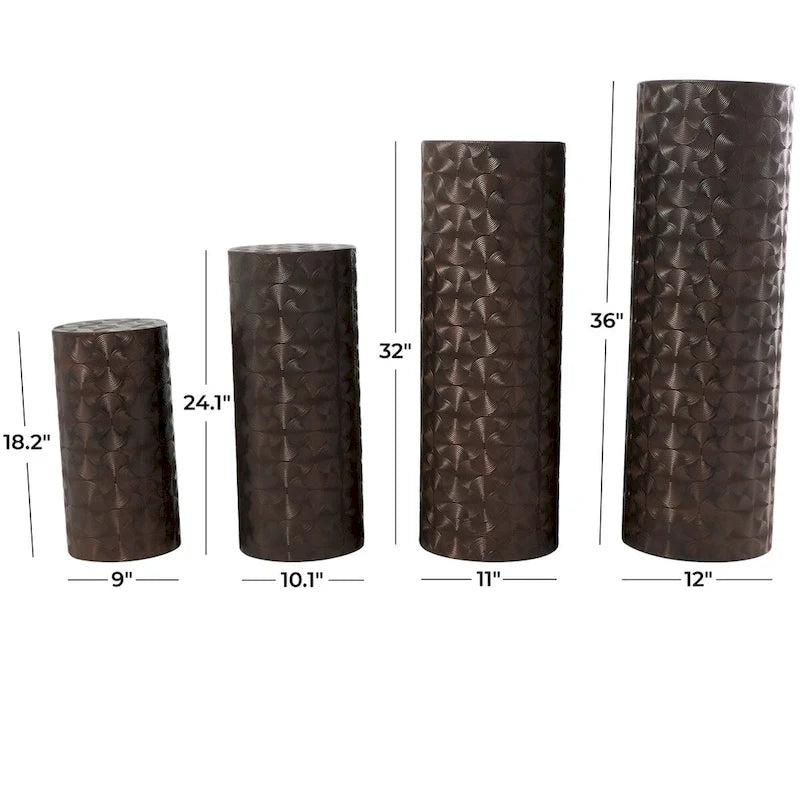 Table piédestal haute et fine en métal, au design rainuré ou martelé, de couleur marron – Lot de 4 – Roche River Decor